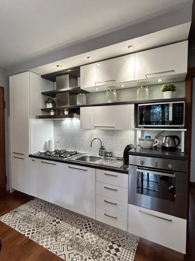 메라테 Casa Di Lillo 아파트 외부 사진